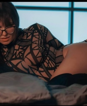 Анкета проститутки Эльвира - Фото 1, Наушки, 25 лет, №12286